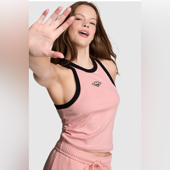 VS PINK MULTI RIBBED TANK - Picture 1 of 12